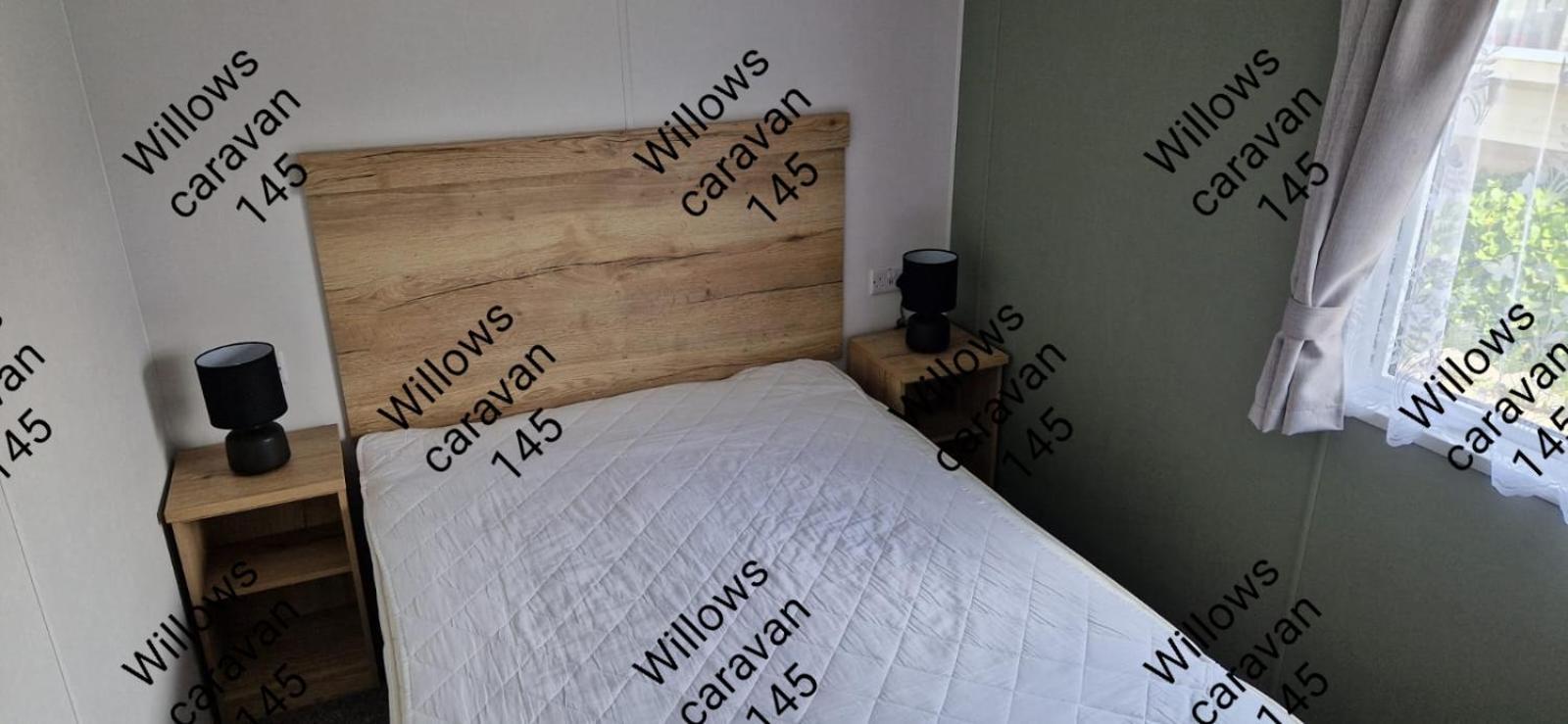 Willows Caravan 145 Llanddwywe Bagian luar foto